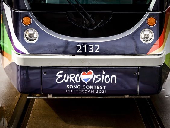 Grote muurschildering voor Songfestival