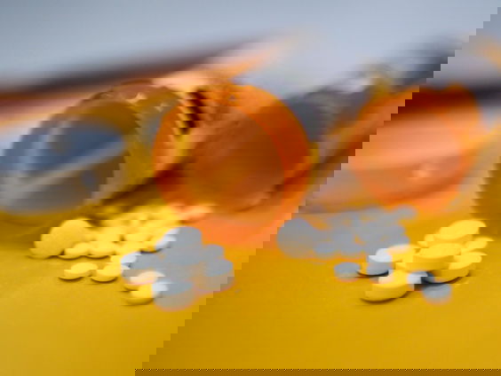 Advies: drie nieuwe migrainemedicijnen onder voorwaarden in basispakket