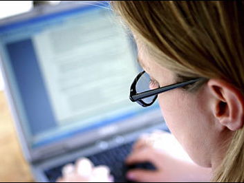 Studenten protesteren tegen online lessen