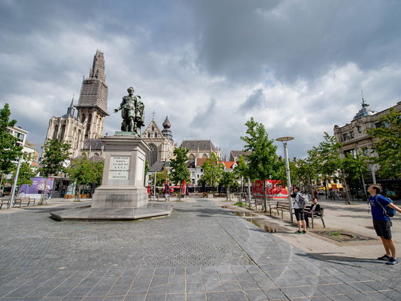 Avondklok en mondkapjesplicht Antwerpen