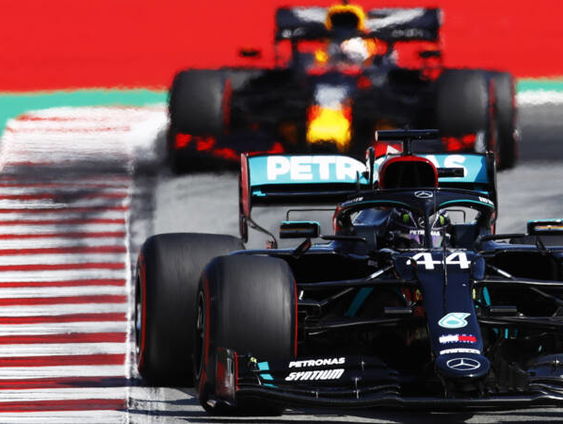 Finish Formule 1: Hamilton soeverein, Verstappen tweede en Bottas tegenvallend