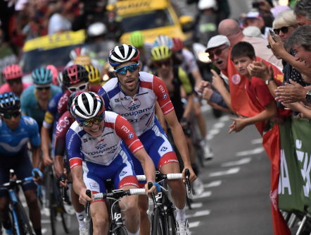 Het dorp van Thibaut Pinot