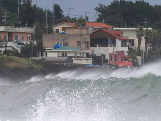 Orkaan Haishen teistert Japan