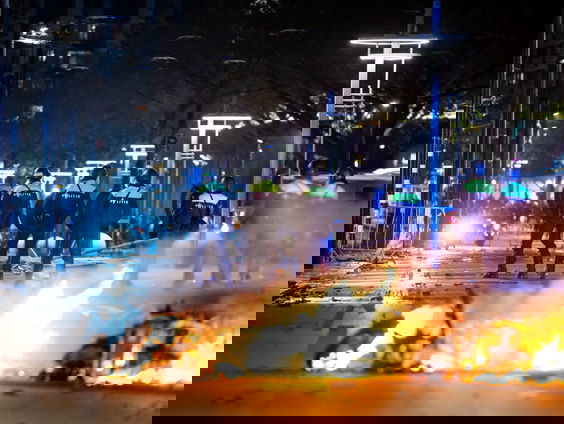 Hoe voorkom je rellen tijdens oud en nieuw?