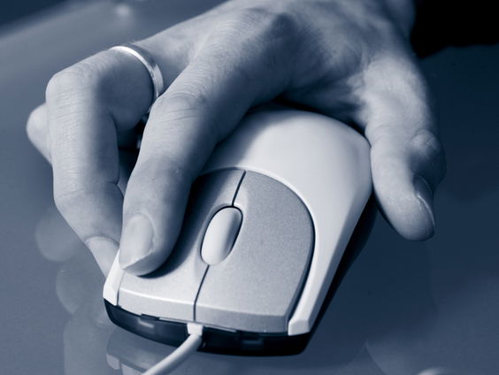 GroenLinks en CDA komen met plan tegen 'DeepNude'-video's