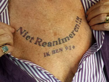 Niet reanimeren? Laat je tatoeëren!