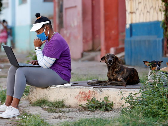 Cubaanse chatbot tegen coronageruchten