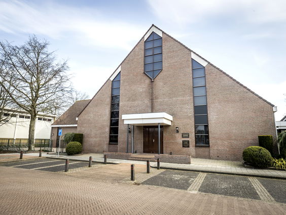 Op Urk gaan de kerkdiensten gewoon door