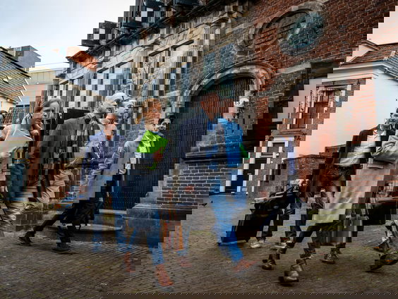 Formatie naar Groningen