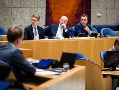 'Screening van bekeerlingen en homoseksuelen onder asielzoekers moet beter'