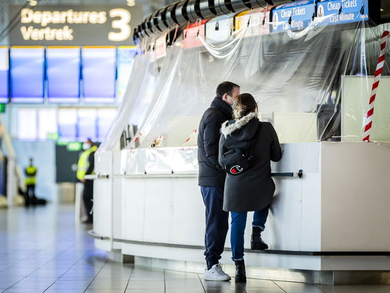 Overleg over Europees coronapaspoort: 'Het is te vroeg om daar over na te denken'