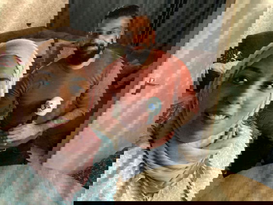 Asma's voedselbank vanuit huis barst uit zijn voegen: 'Ik moet nee verkopen'