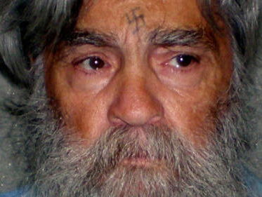 Sekteleider en moordenaar Charles Manson (83) overleden