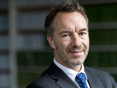 De Chinese roofmier slaat toe