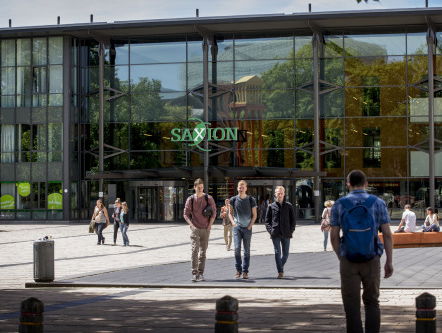 Had Saxion Hogeschool artikel over Aramese genocide mogen weigeren?