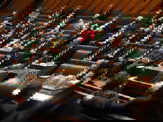 Engeland voert strengere coronamaatregelen in