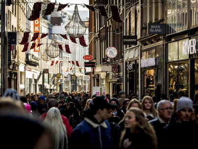 Wie verwisselde de straatnaambordjes in Amsterdam?