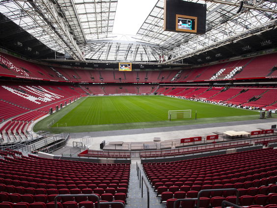 UEFA benadrukt nog maar eens: EK in twaalf landen, hopelijk met publiek