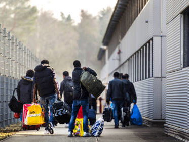 Statushouders met uitkering toegenomen: 'Dit ligt met name aan het opleidingsniveau'