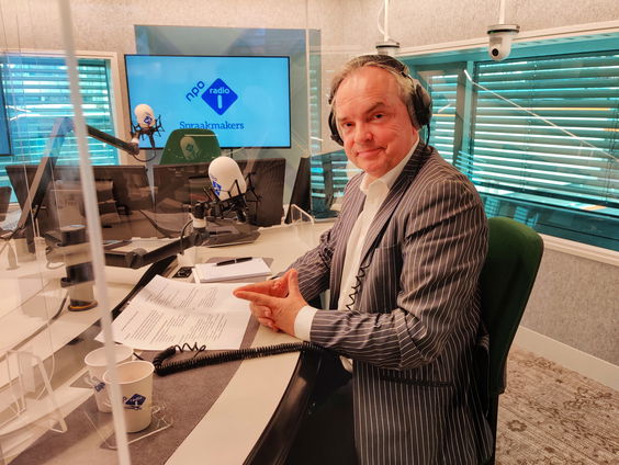 Steven van Eijck over hoe het spel aan de formatietafel wordt gespeeld