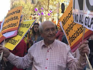 Catalanen demonstreren tegen afscheiding van Spanje