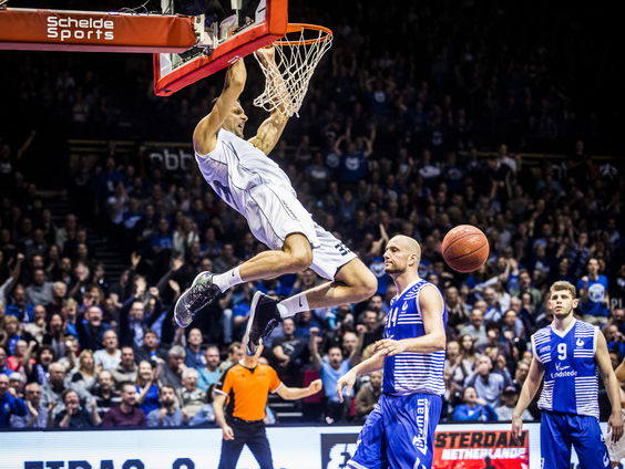 Dutch Basketball League teleurgesteld dat alleen betaald voetbal mag doorgaan