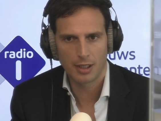 Minister Hoekstra beantwoordt vragen van luisteraars