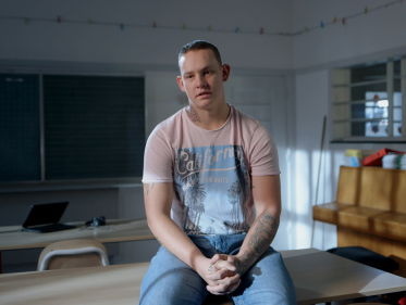 Michiel van Erp volgde 9 jaar lang dit groepje tieners..