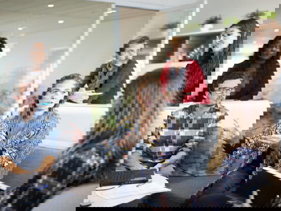 Vrouwen moeten beter netwerken