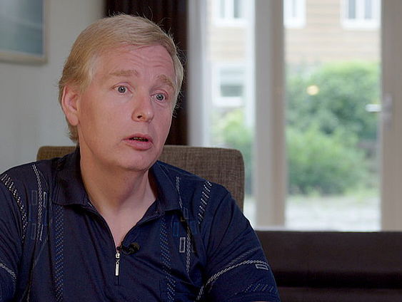 Lager opgeleiden ervaren veel stress door corona