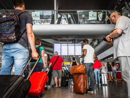 Mag je vliegen als je een besmettelijke ziekte hebt?