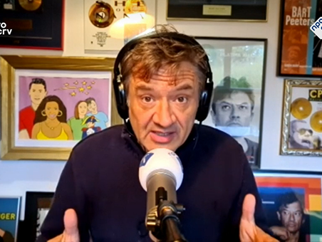 Bart Peeters over zijn album 'De kat zat op de krant'