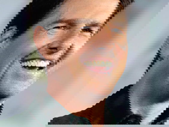 5voor12: coronatirade Tom Cruise