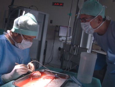 Wat te doen na je pensioen? Michiel Vaandrager, plastisch chirurg in derdewereldlanden