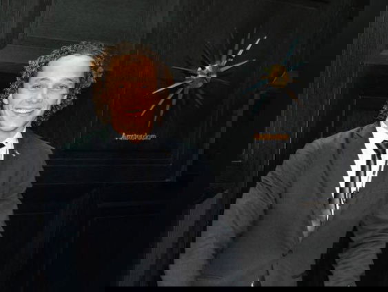 Waarom ben je ook wakker? Met Max Kipp de Front Desk Manager