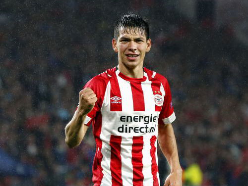 Lozano schiet de 3-0 binnen