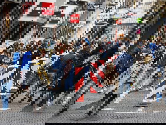 'Vrouwen, migrantengroepen en ouderen moeten meer gaan werken'