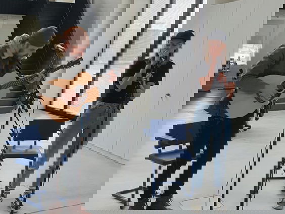 Lotte Schuiling met Bad Vibes