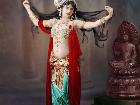 De legende Mata Hari kennen we. Maar wie was zij als vrouw?