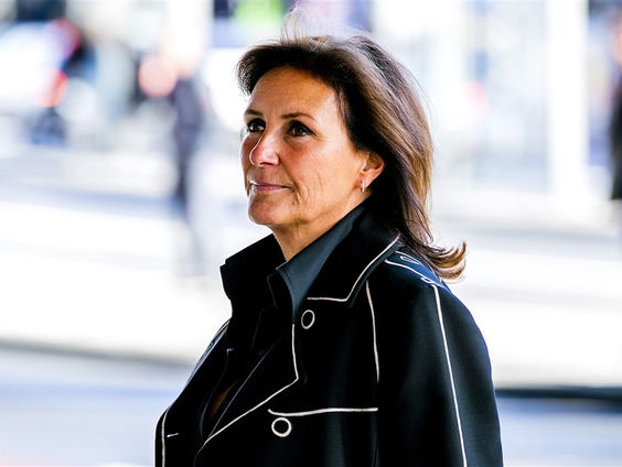 Astrid Joosten gaat vrijdag-show Op1 presenteren