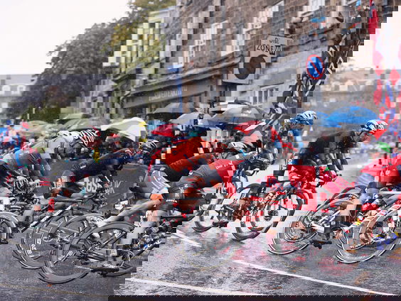 Belofterenner Mathijs Loman is sneller de La Redoute dan de profs