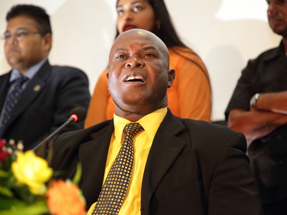 Wachten op de verkiezingsuitslag in Suriname