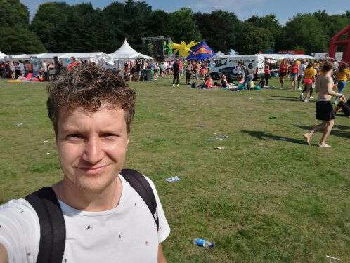 Reinout naar introductieweek studenten Tilburg