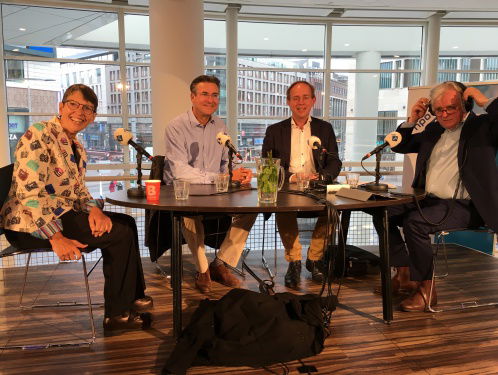 Klijnsma (PvdA), Van der Staaij (SGP) en Verhagen (Bouwend Nederland)