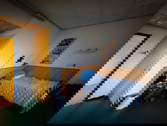 'Winteropvang voor daklozen moet langer open'