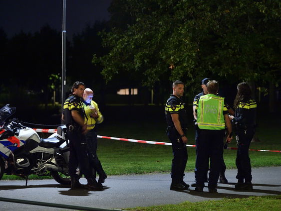Stop het mestrekken: maandag start de campagne 'Uitgaan of naar de les, waarom met een mes?!'