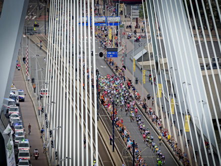 Rotterdammer Maikel Zijlaard hoopt dat hij zelf in de Tour kan rijden