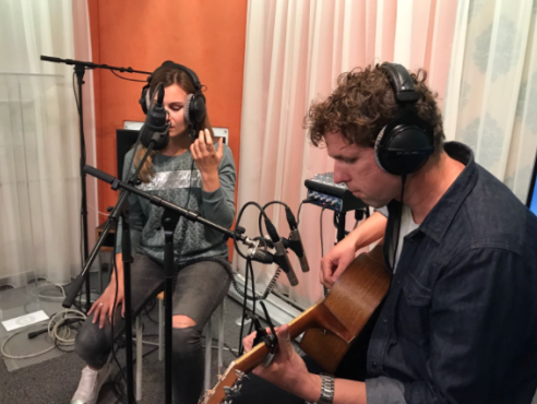 Romi Cage is live in Langs de Lijn En Omstreken