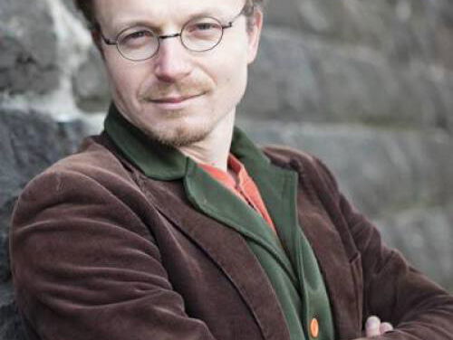 'We wantrouwen precies de verkeerde instituten'