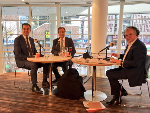 Lodewijk Asscher (PvdA) en Alexander Pechtold (D66)